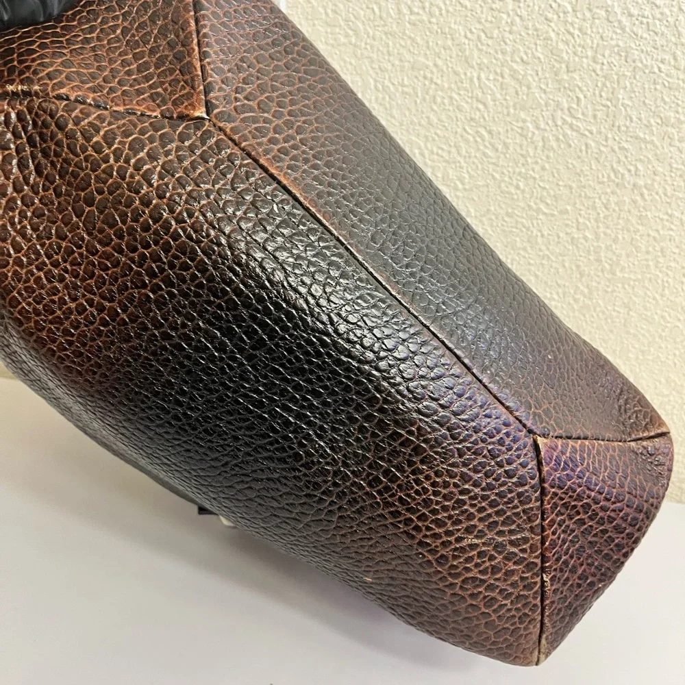 Burberry large peppled Leather Tote Bag in Brown and Black -